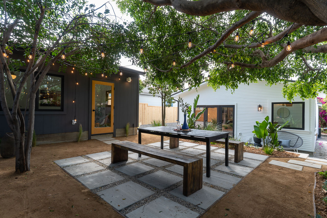 Patio 1204 Sanborn Silver Lake